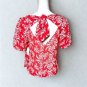 Skies Are Blue Red and White Floral Puff Sleeve Blouse Women Size Small